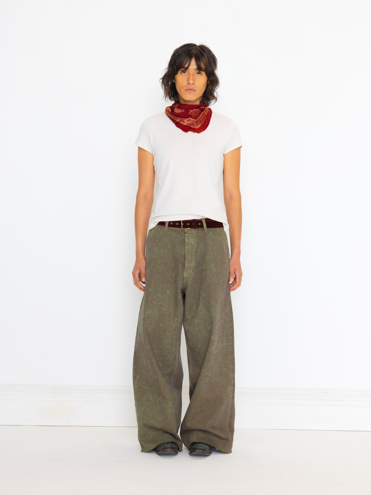 MOSS GREEN BAGGY UNISEX OVERDYED JEAN